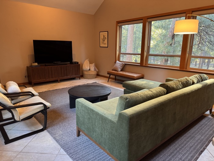 Living room at Hollyhock House
